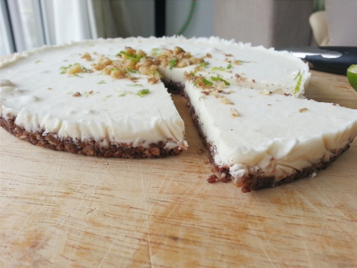 Raw vegan cheesecake